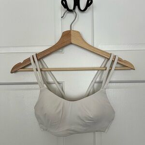 Lululemon like a cloud bra light support B/C cup